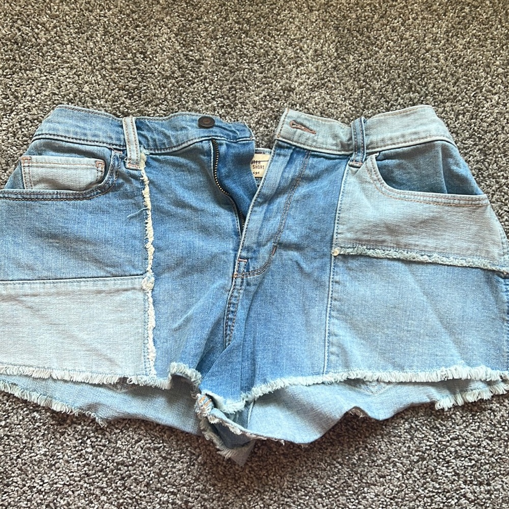 Hollister size 9 shorts
